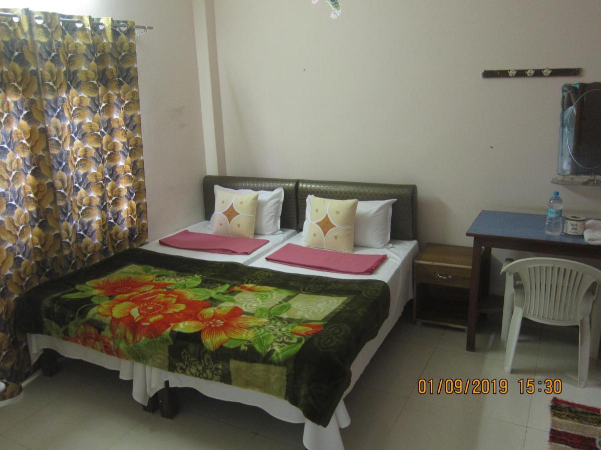 Kedar Guest House -Feel At Home Varanasi Exterior foto
