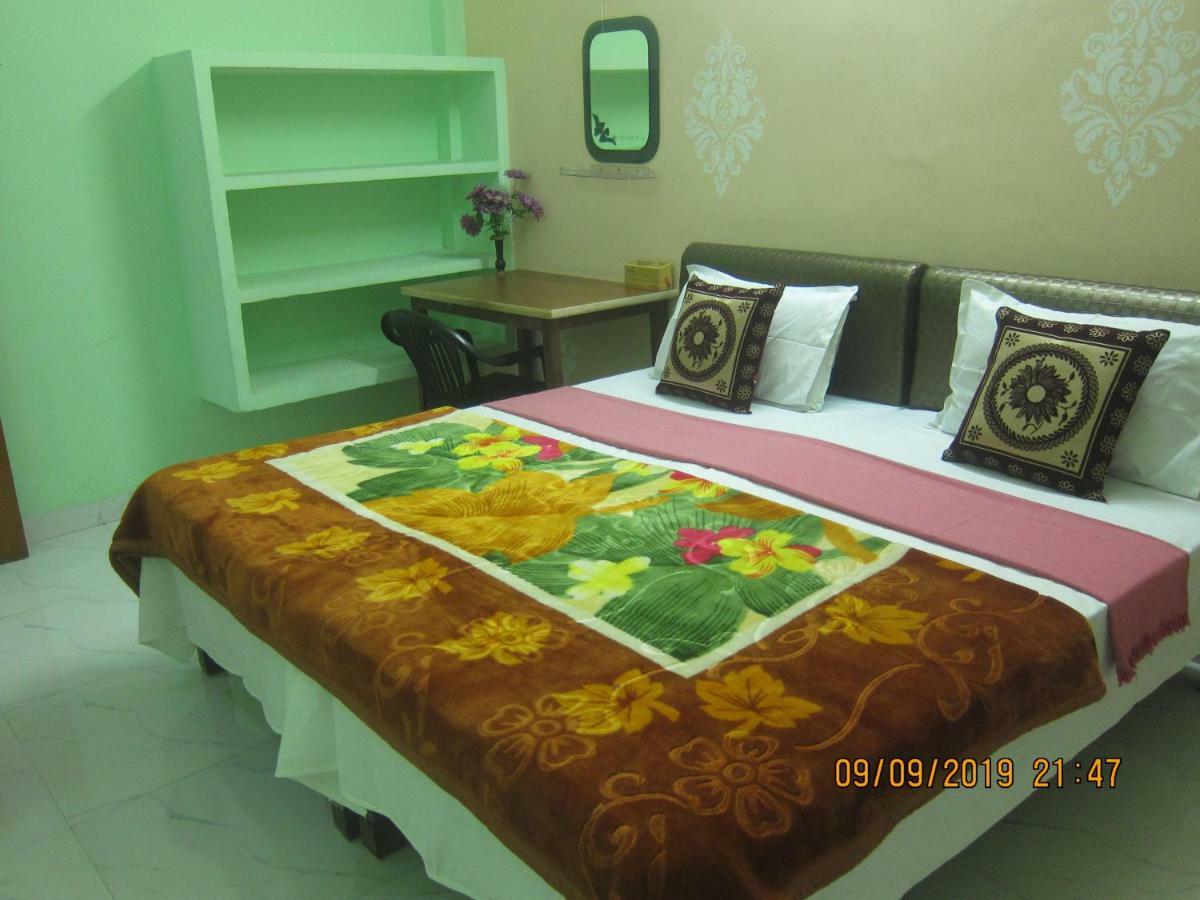 Kedar Guest House -Feel At Home Varanasi Exterior foto